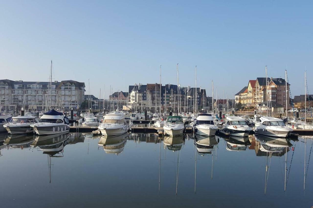 Port-Guillaume, résidence de vacances avec mer&piscine Dives-sur-Mer Exterior foto