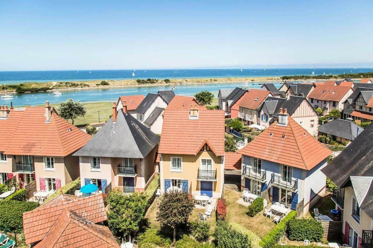 Port-Guillaume, résidence de vacances avec mer&piscine Dives-sur-Mer Exterior foto