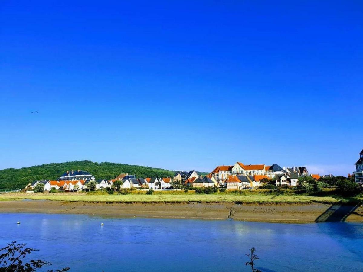 Port-Guillaume, résidence de vacances avec mer&piscine Dives-sur-Mer Exterior foto